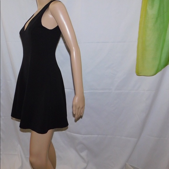 EUC♻️FOREVER 21 MINI BLACK DRESS - Picture 2 of 6